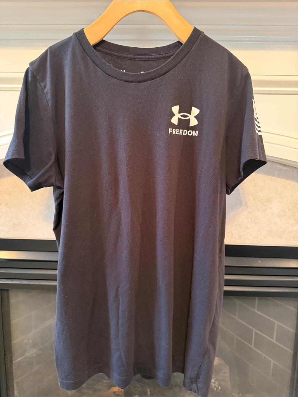 Under Armour Black 'Freedom' Logo Short Sleeve Tee